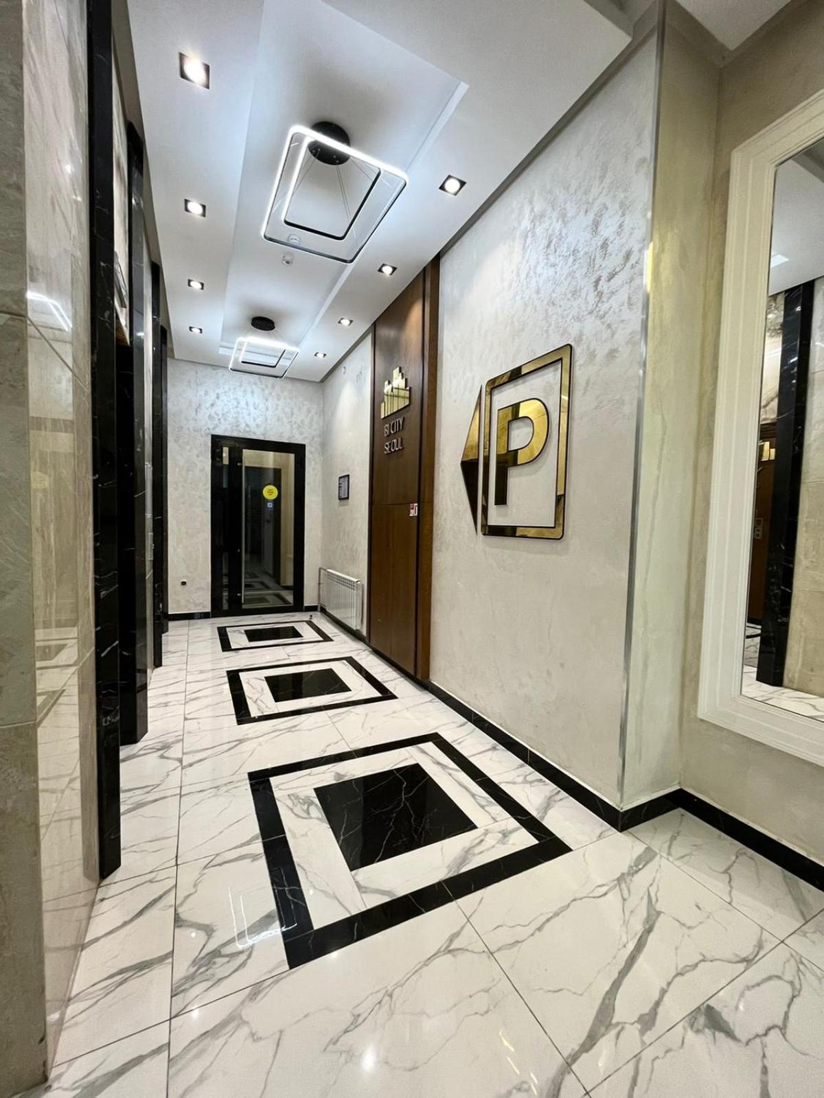 Raisson H252 шатыр Apartment *